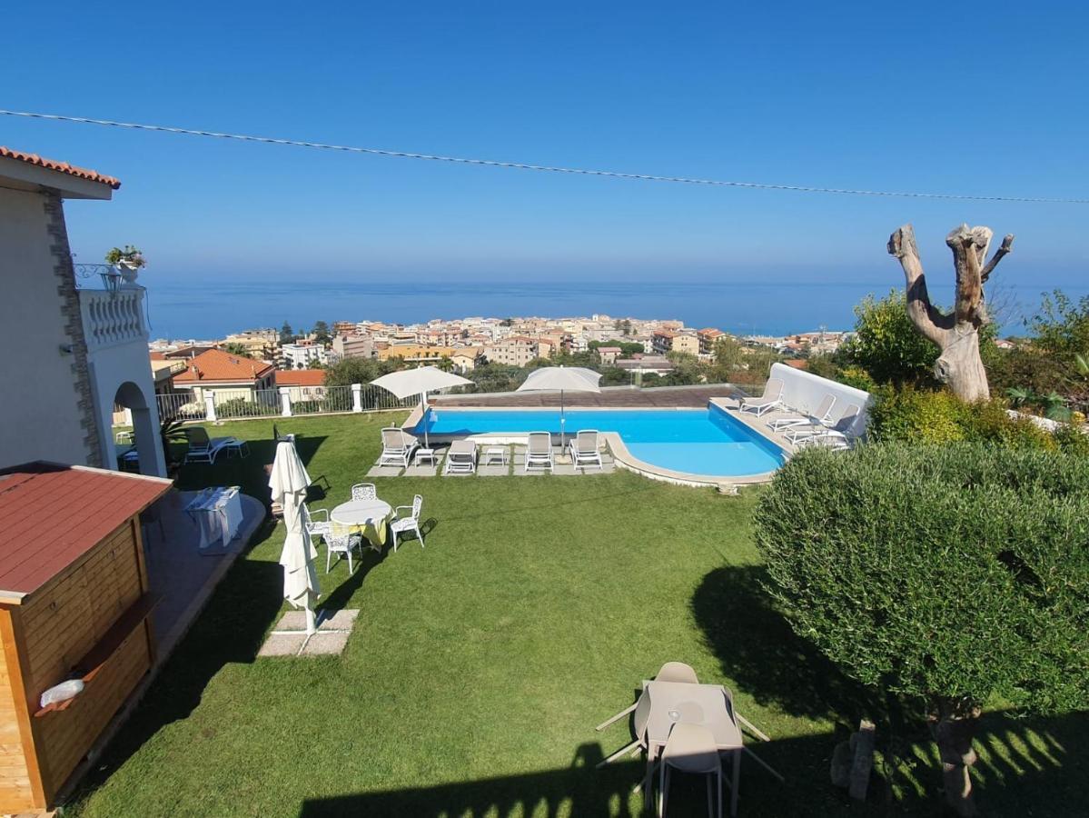 Appartamenti Borgo Panoramico N 5 Tropea Extérieur photo